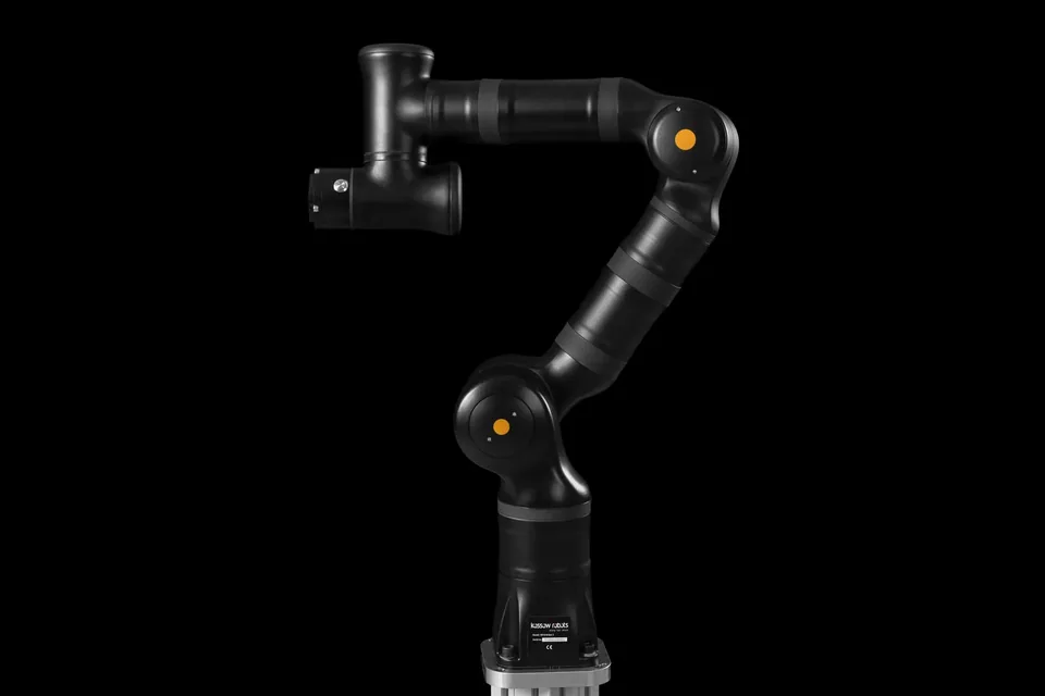 Kassow Robots KR810